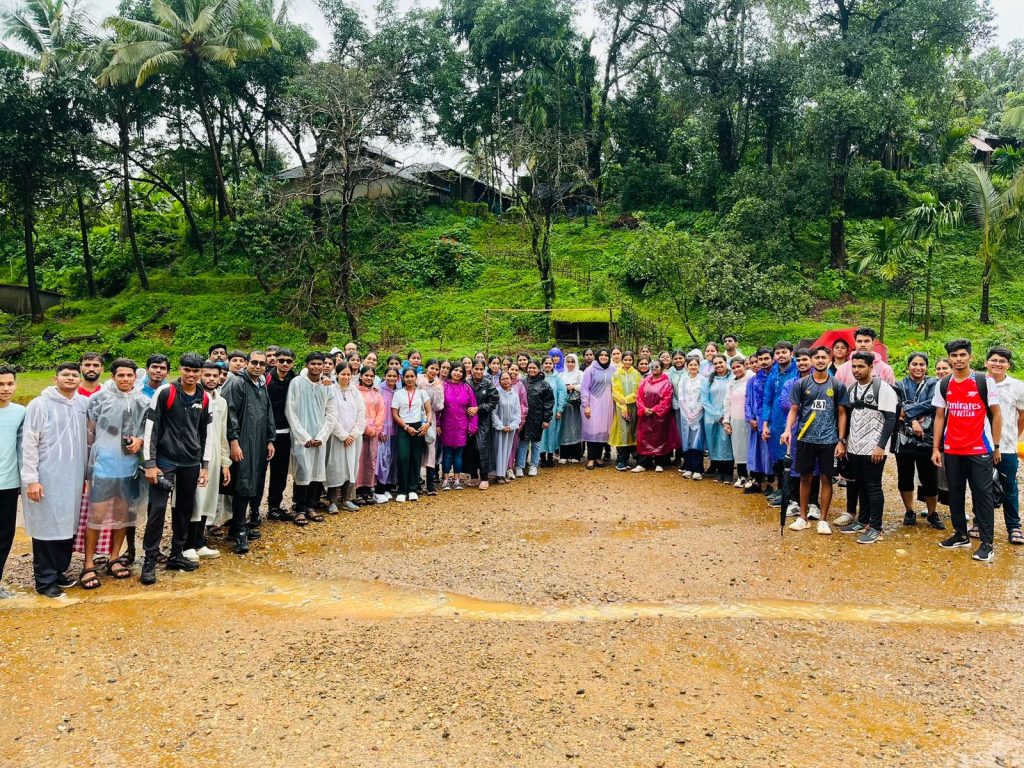NSS Volunteers Explore Charavne Waterfall on Monsoon Trek